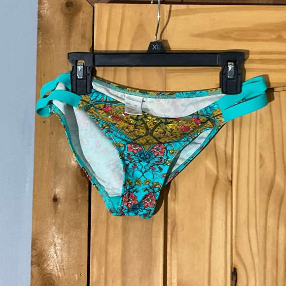 Eidon Bikini‎ size small petite - Picture 6 of 9